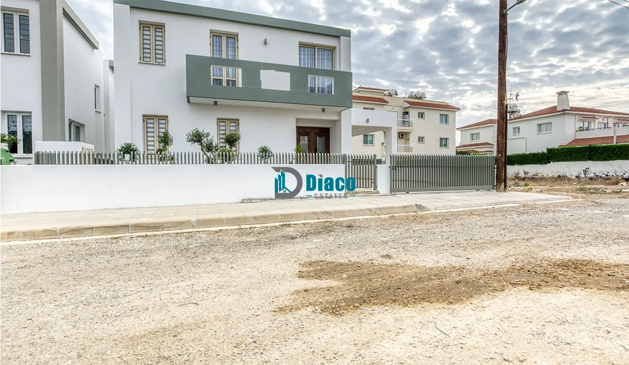 2 Bedroom Townhouse in Paralimni