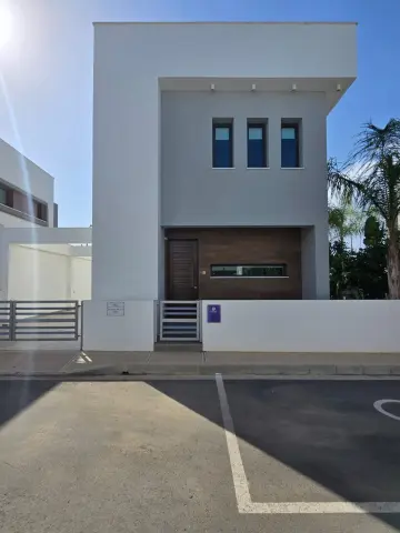 3 Bedroom Villa in Pernera